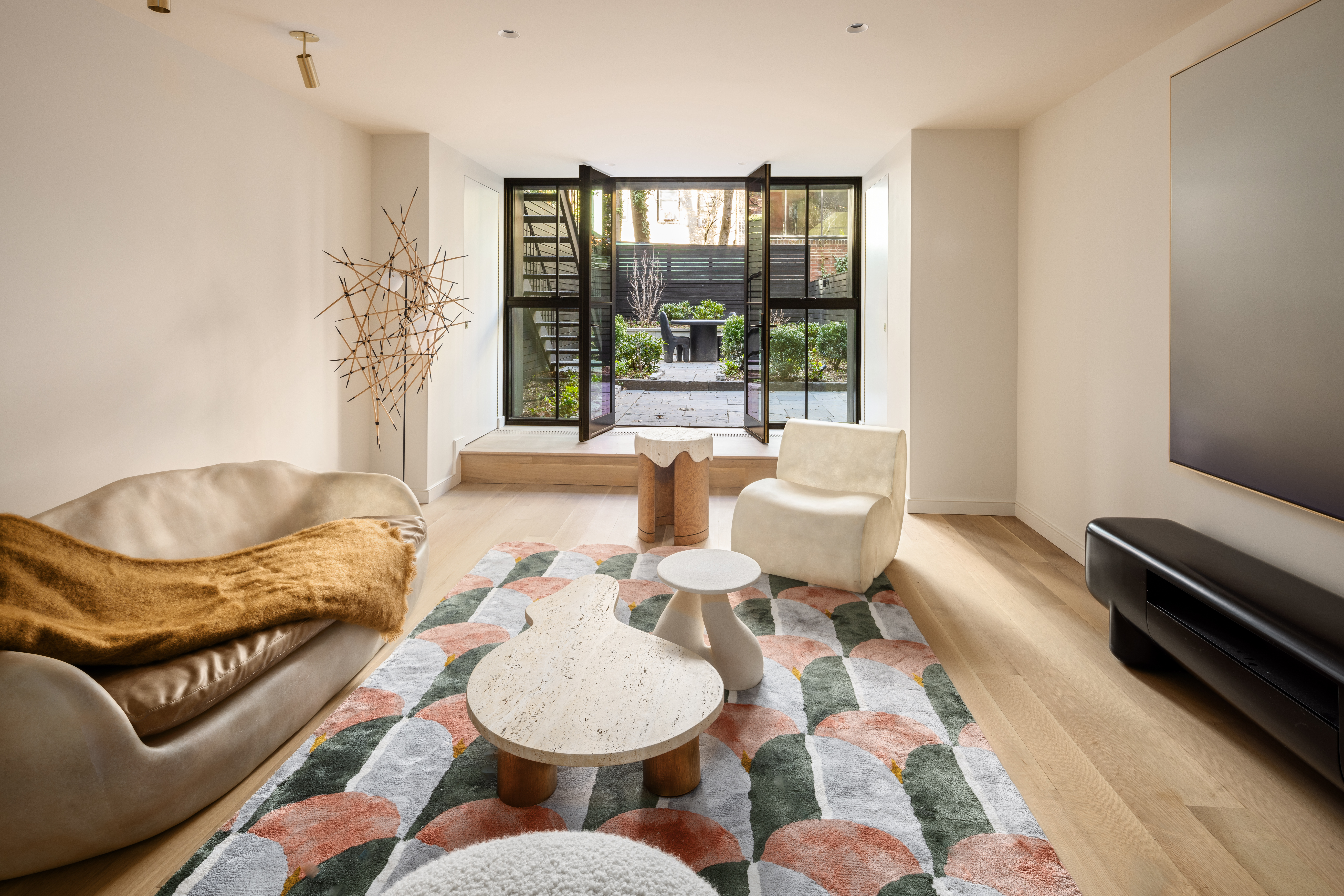 483 West 22nd Street Manhattan, NY 10011 - Photo 10 of 30