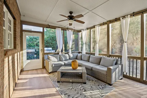 $899,900 | 16532 Flintrock Falls Lane, Charlotte, NC 28278