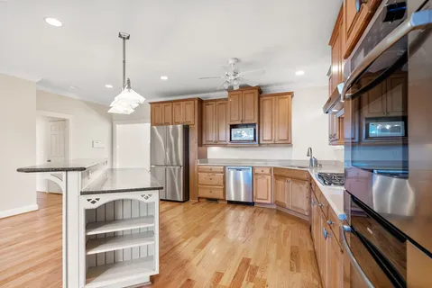 Contact Agent | 5105 Franklin Pike, Nashville, TN 37220