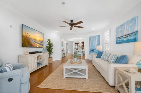 $885,000 | 6 Academy Way, Unit 221, St. Petersburg, FL 33711