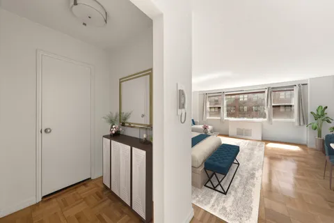 $500,000 | 139 East 33rd Street, Unit 10D | Kips Bay