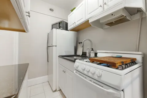 $465,000 | 8 Garrison Street, Unit 205, Boston, MA 02116