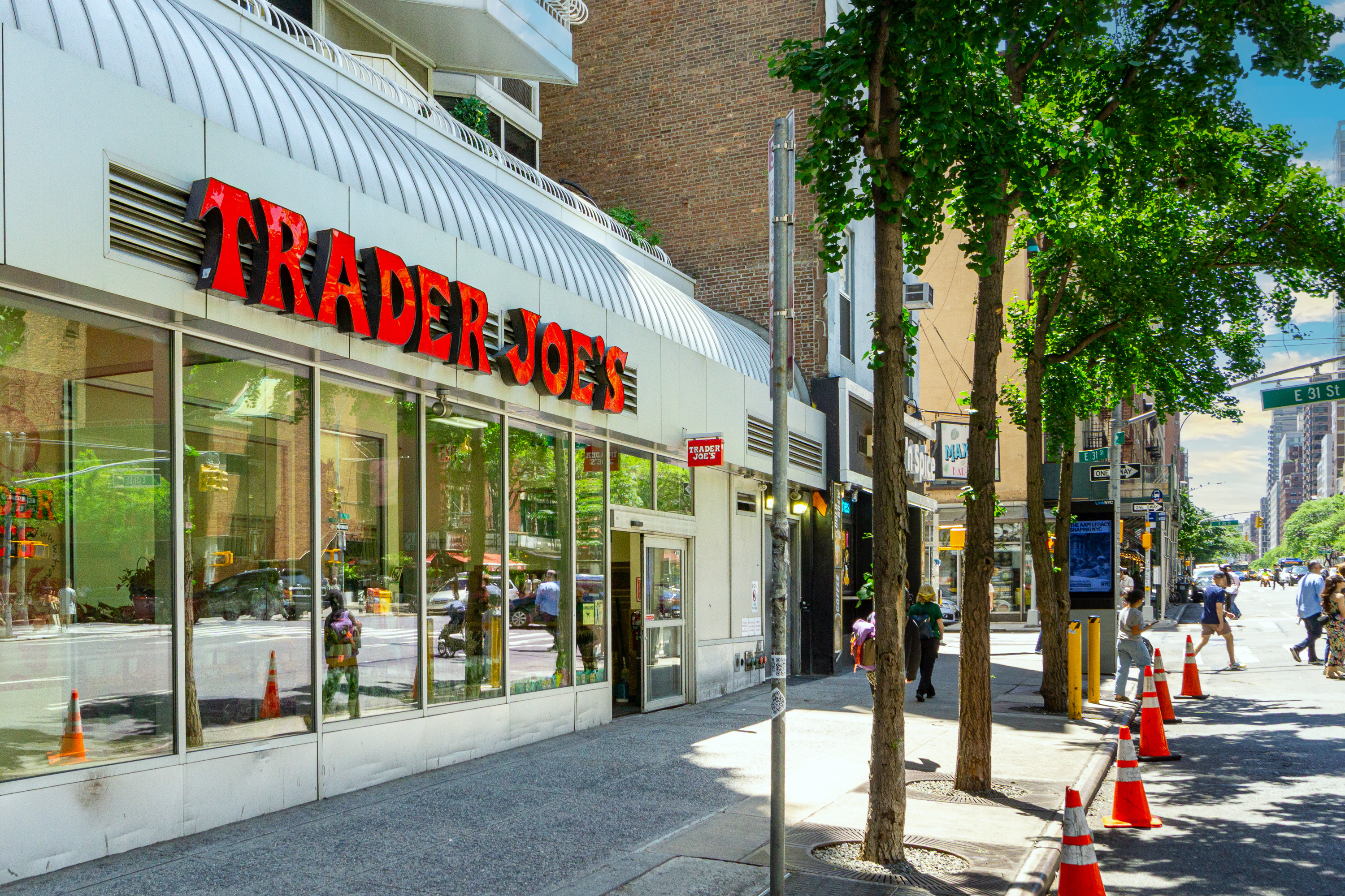 319 East 25th Street, Unit 5C Manhattan, NY 10010 - Photo 12 of 14