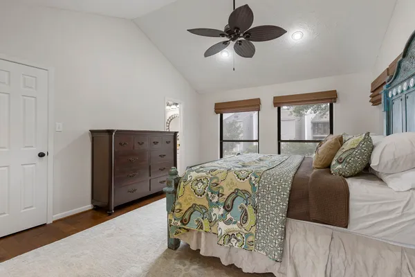 $449,000 | 3930 Knollcrest Drive, Montgomery, TX 77356