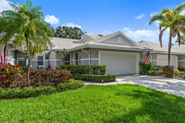 $525,000 | 2387 Southwest Foxpoint Way, Palm City, FL 34990