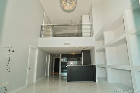 $7,650 | 900 Biscayne Boulevard, Unit 902, Miami, FL 33132