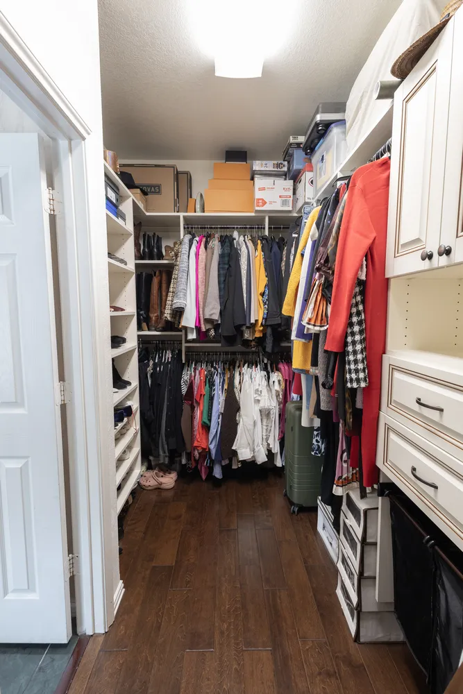 $425,000 | 1212 Ashbrook Drive, Grand Prairie, TX 75052