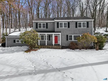 $895,000 | 39 McIntosh Road, Stamford, CT 06903