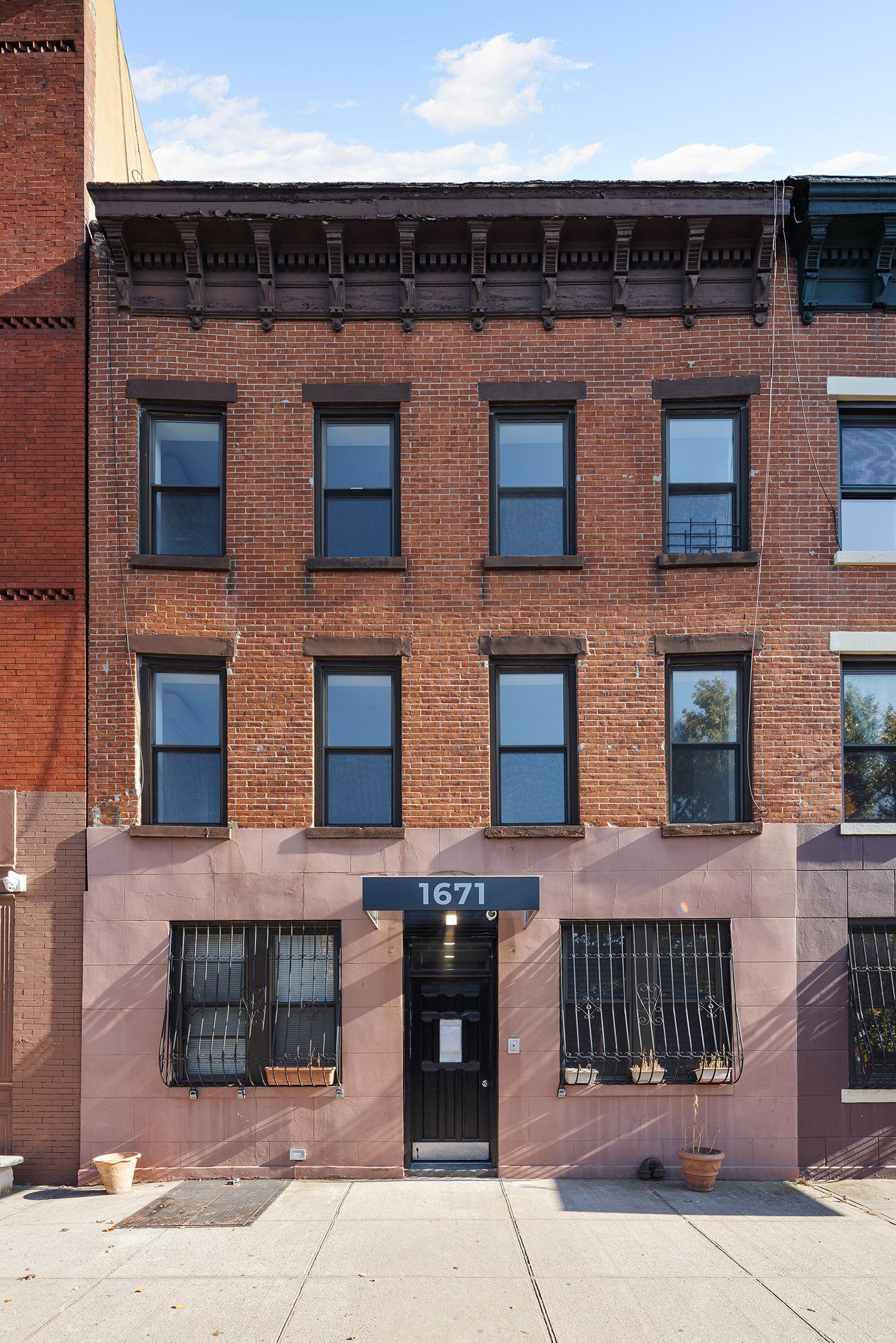 1671 8th Avenue, Unit 3R Brooklyn, NY 11215 - Photo 6 of 7 front view of a brick building