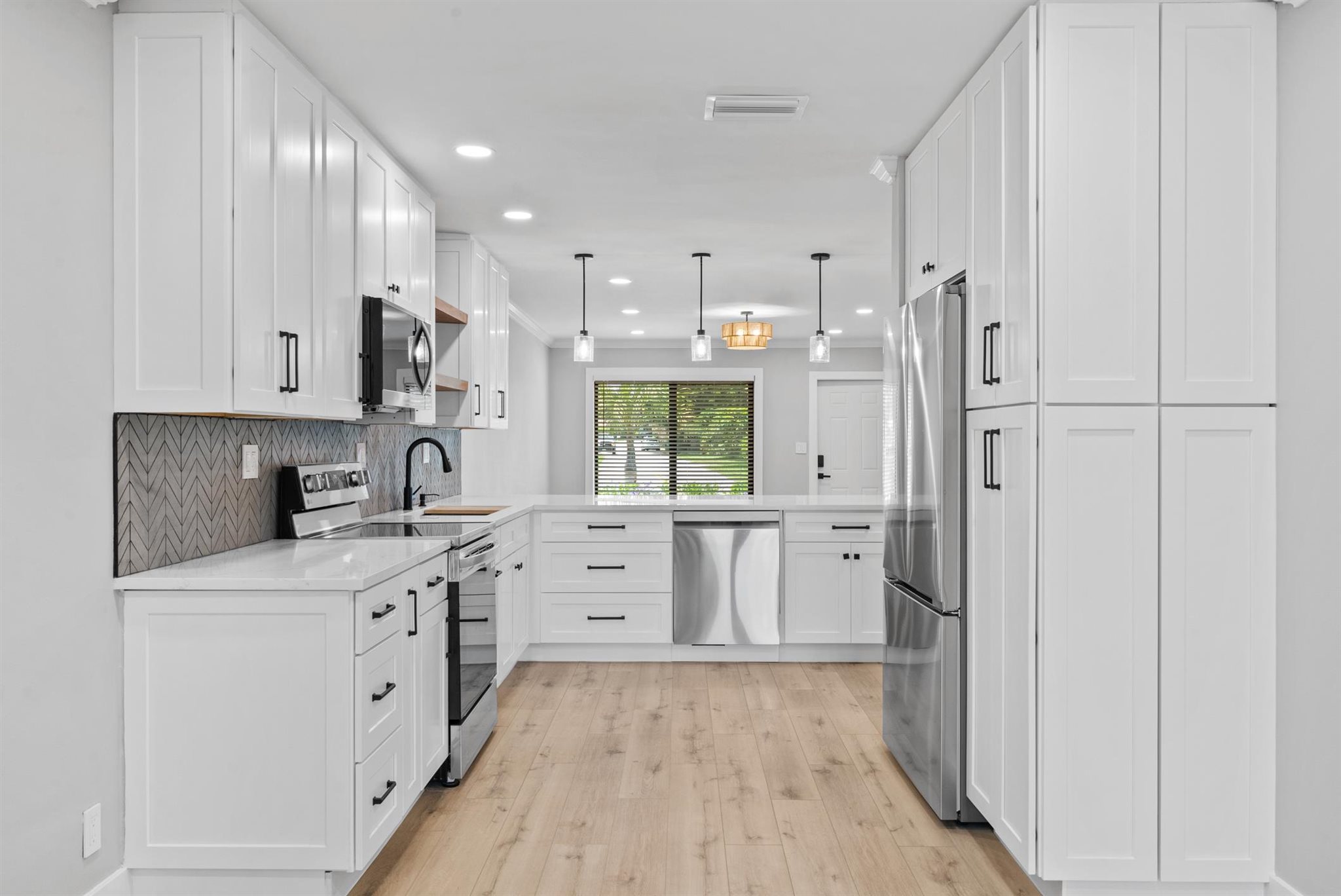 2602 Northeast 5th Avenue Boca Raton, FL 33431 - Photo 12 of 50 Gallery Image 12