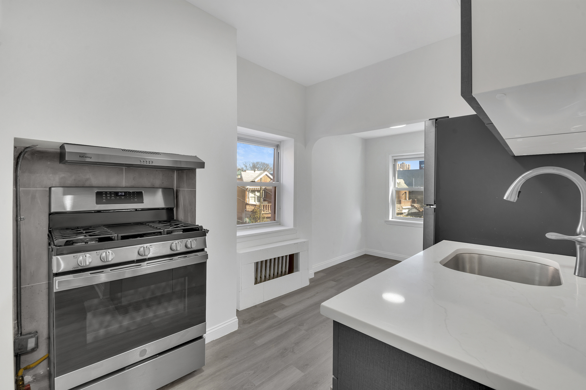 7001 Shore Road, Unit 2 Brooklyn, NY 11209 - Photo 9 of 17