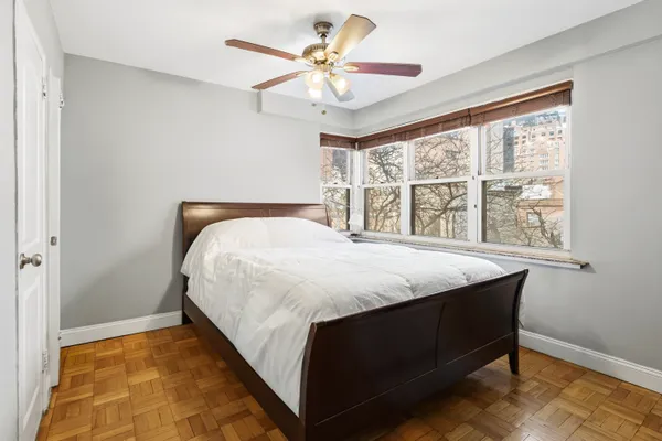 $520,000 | 166 East 35th Street, Unit 5C | Murray Hill