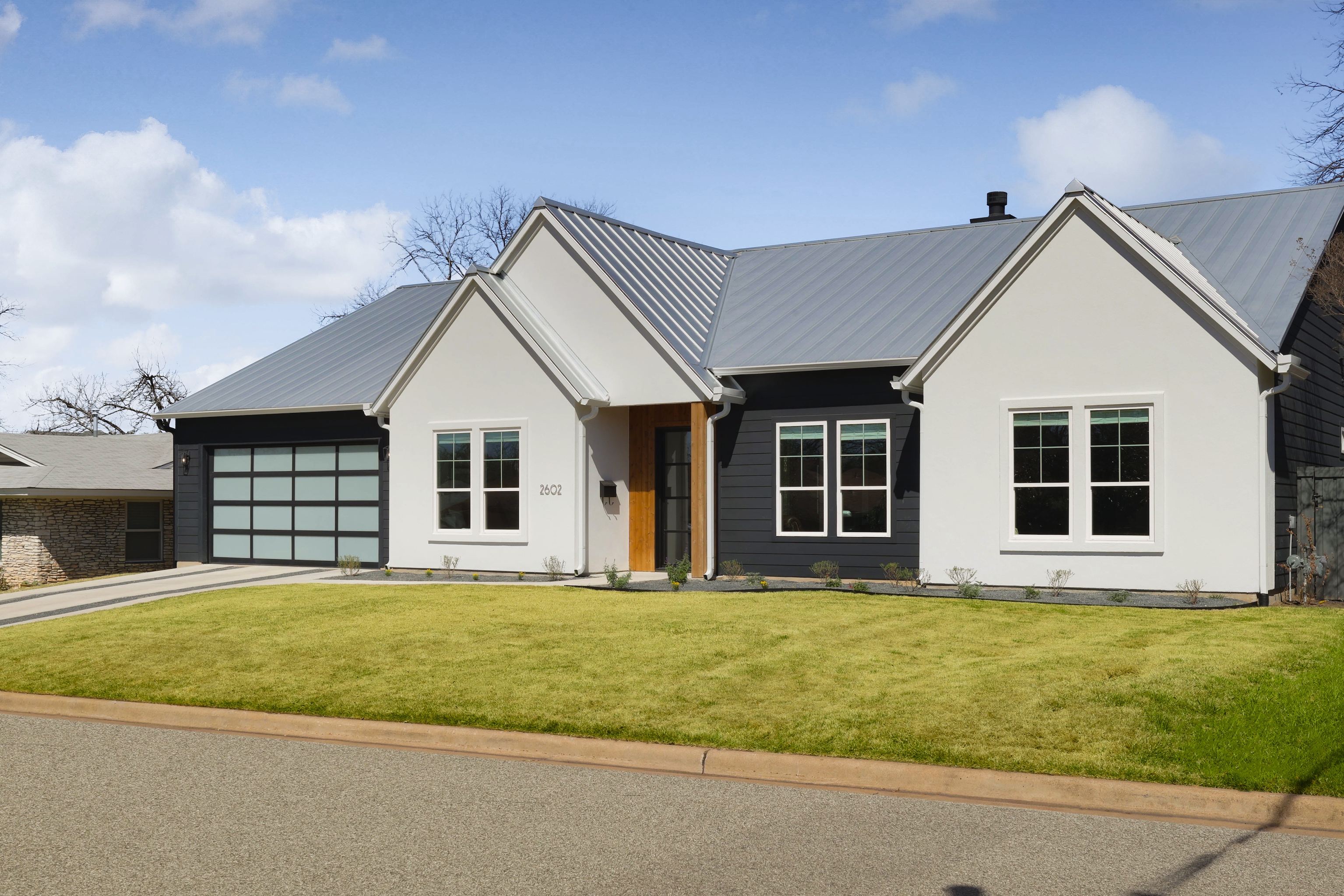 2602 Cascade Drive Austin, TX 78757 - Photo 2 of 29