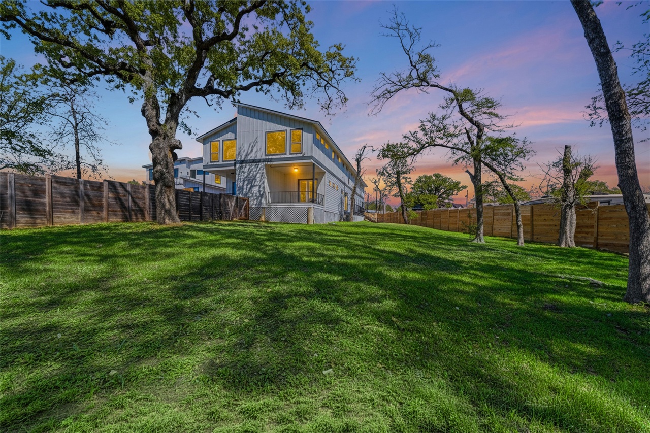 4705 Louis Avenue, Unit A & B Austin, TX 78721 - Photo 37 of 40
