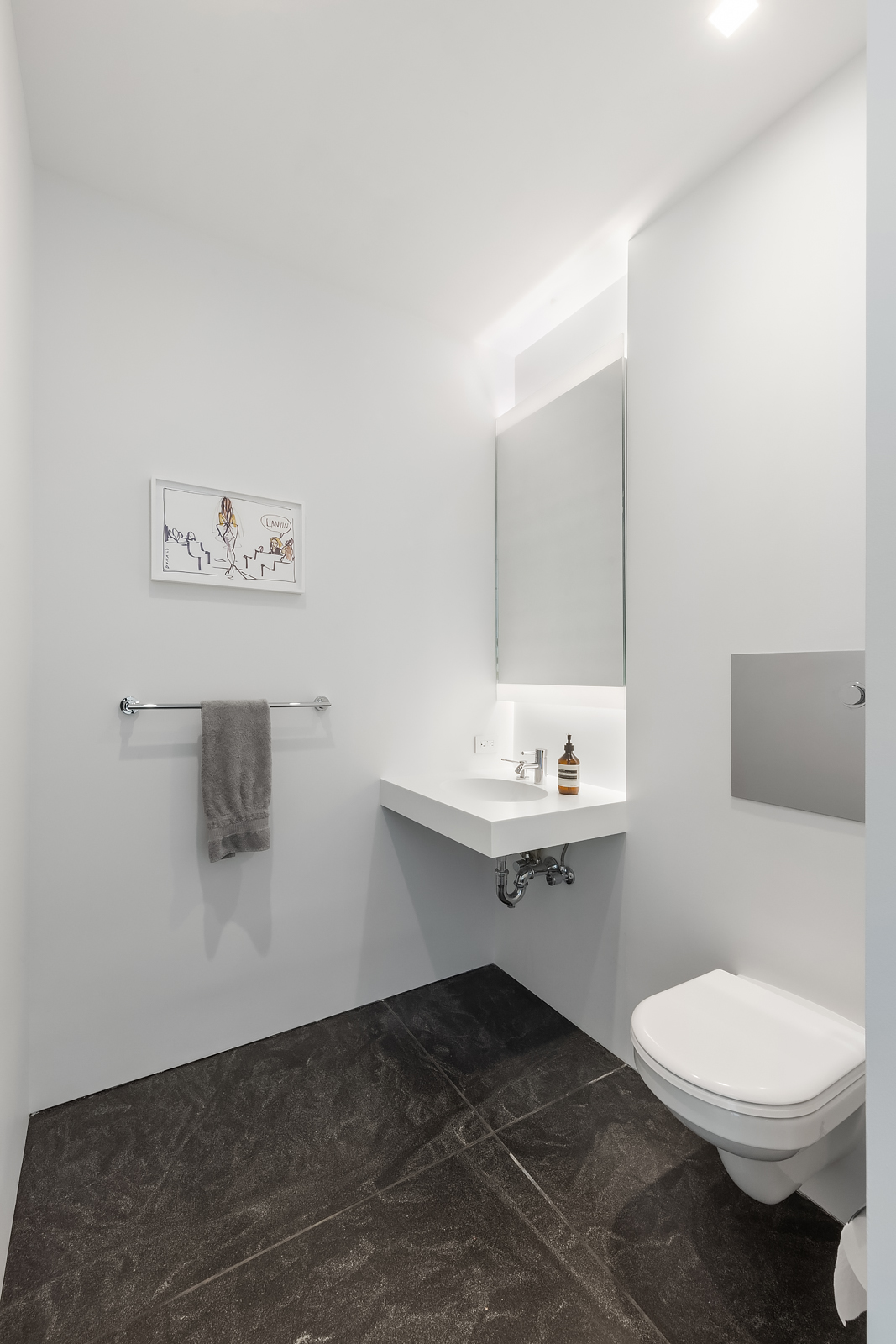 165 Charles Street, Unit 12 Manhattan, NY 10014 - Photo 20 of 26