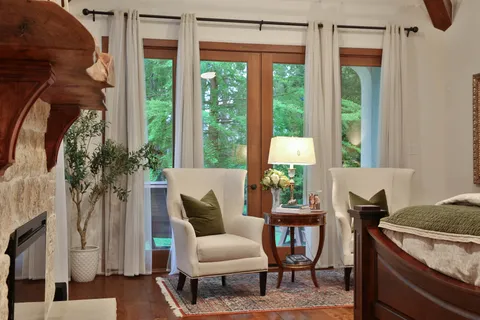 Contact Agent | North Gary Glen Circle, The Woodlands, TX 77382
