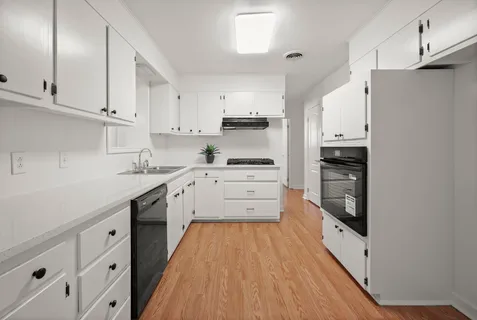 $319,990 | 1335 Highland Park Drive, Baton Rouge, LA 70808