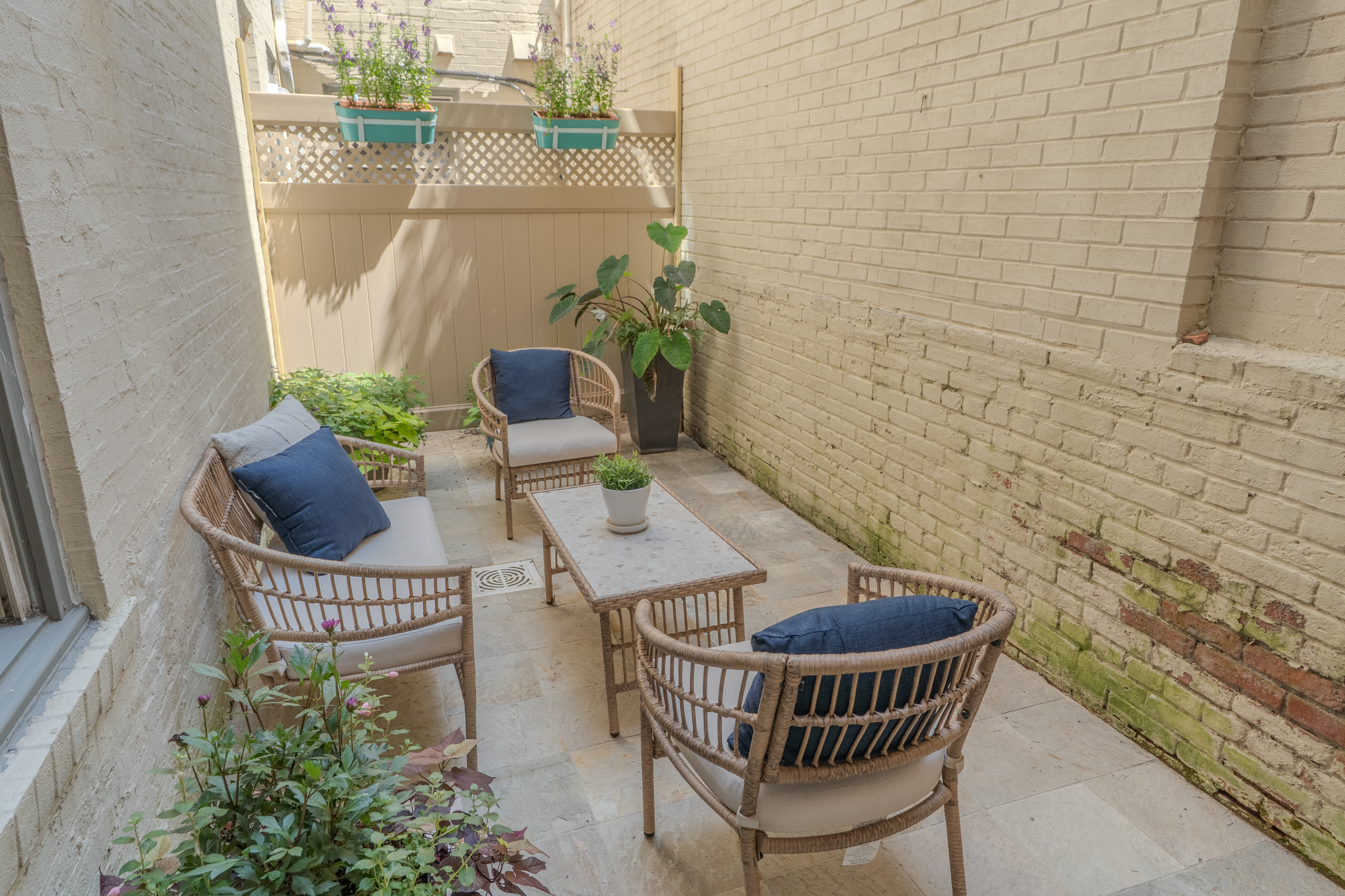 1213 N Street Northwest, Unit A Washington, DC 20005 - Photo 35 of 38