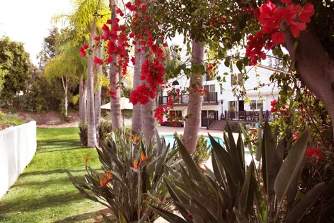 $3,350,000 | 25171 Stageline Drive, Laguna Hills, CA 92653