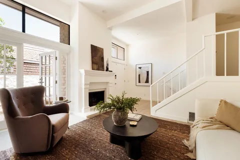 $1,375,000 | 4616 Glencoe Avenue, Unit 5, Marina del Rey, CA 90292