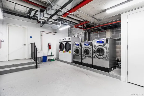 $875,000 | 37-14 34th Street, Unit N3E | Long Island City