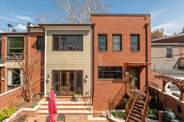 $3,125,000 | 761 10th Street Southeast, Washington, DC 20003