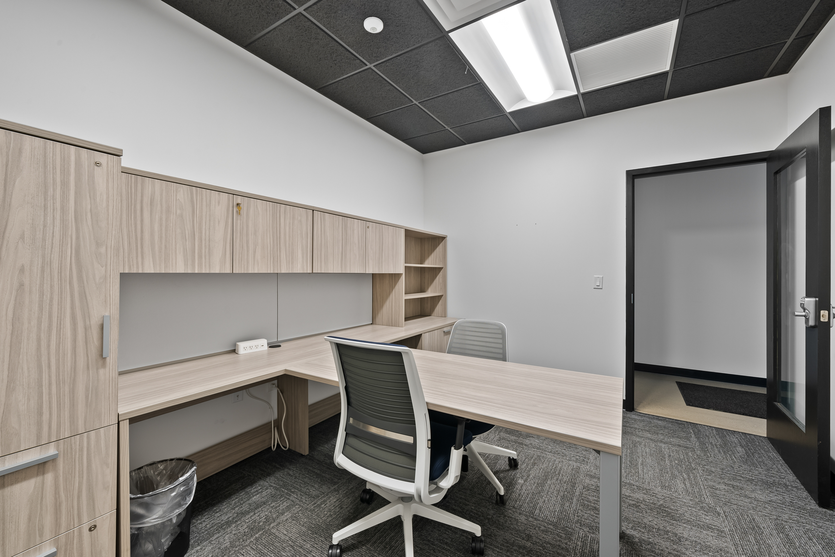 652 North Edwards Boulevard, Unit 4 Lake Geneva, WI 53147 - Photo 22 of 27