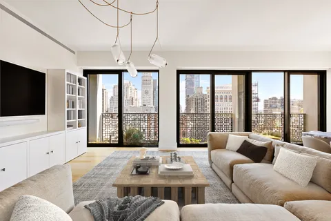 $10,150,000 | 39 West 23rd Street, Unit 21A | Flatiron