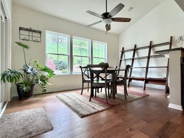 $780,000 | 222 Overlook Drive, McMurray, PA 15317