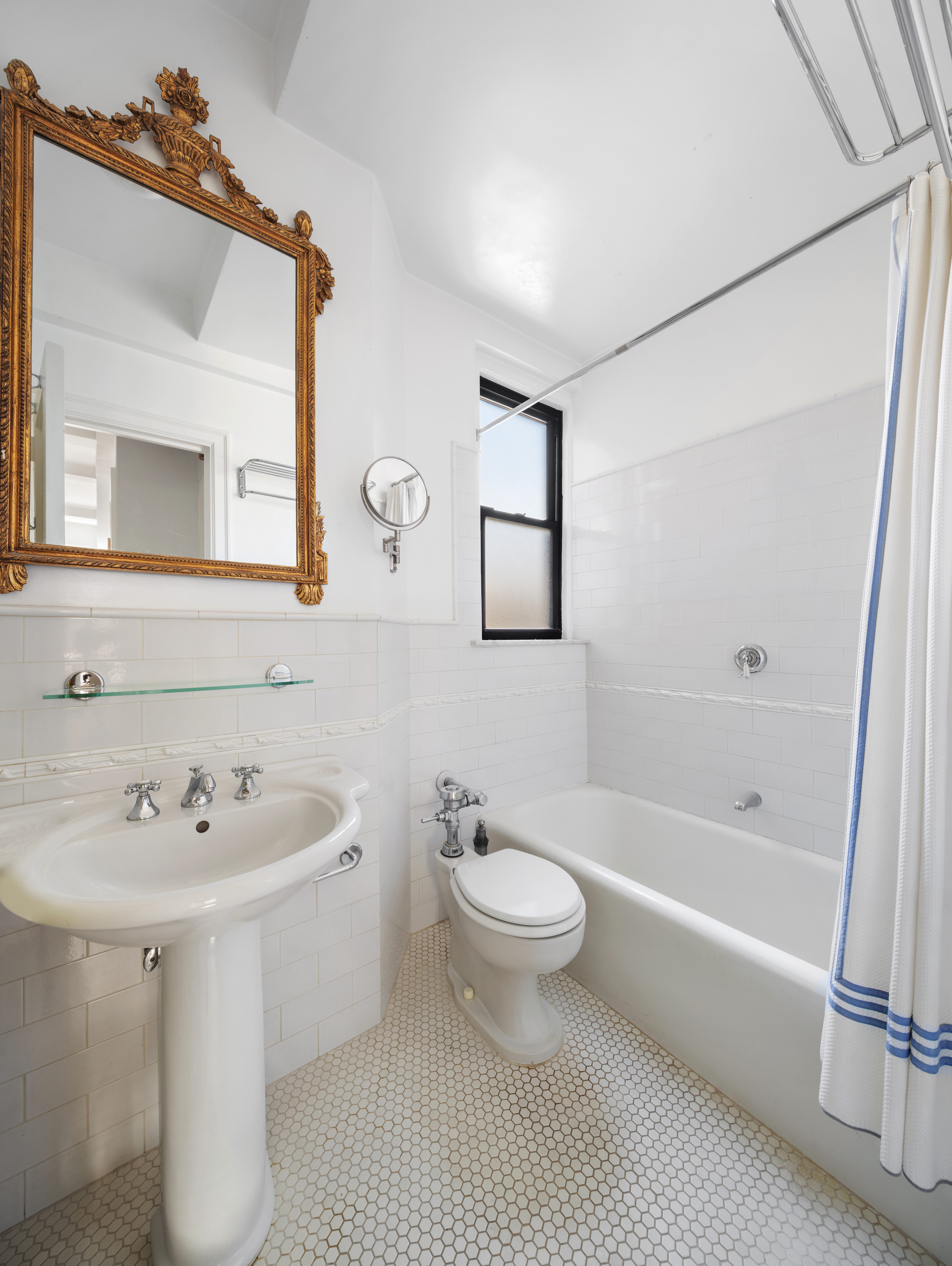 41 West 96th Street, Unit 13B Manhattan, NY 10025 - Photo 6 of 13
