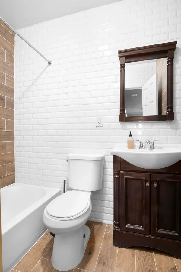 $3,350 | 170 Wilson Avenue, Unit 2R | Bushwick