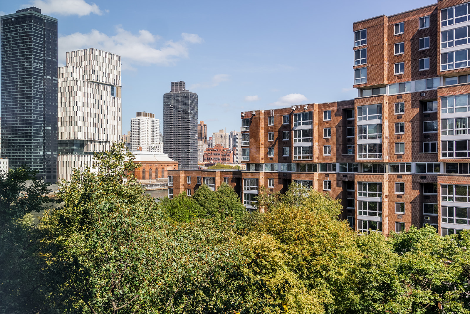 595 Main Street, Unit 817 Manhattan, NY 10044 - Photo 8 of 10