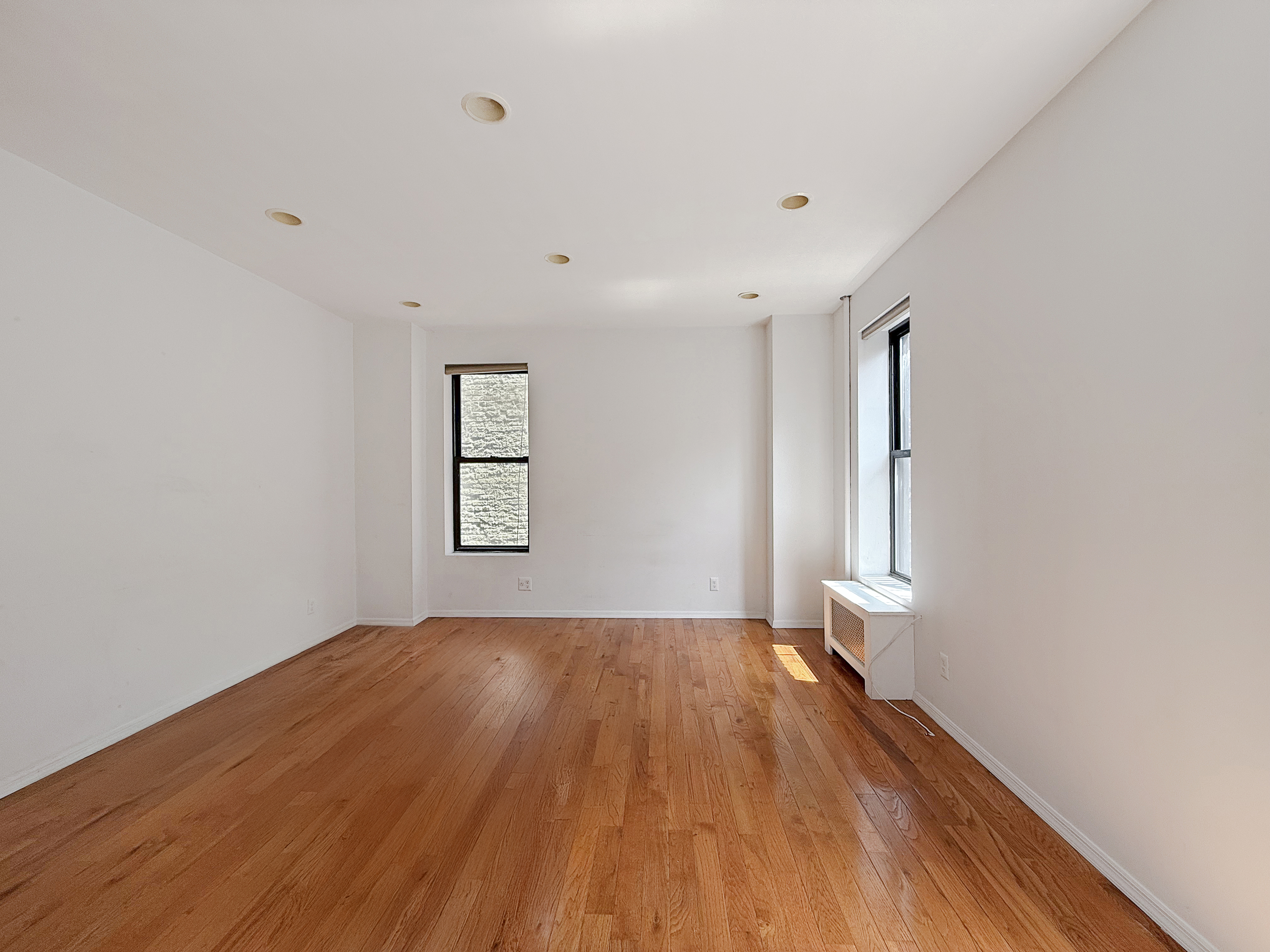 160 Prince Street, Unit 10 Manhattan, NY 10012 - Photo 2 of 6