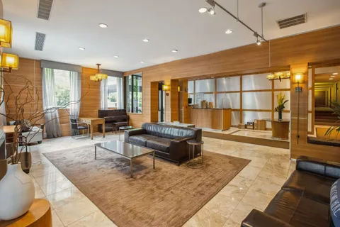$499,000 | 280 Rector Place, Unit 4L | Battery Park City