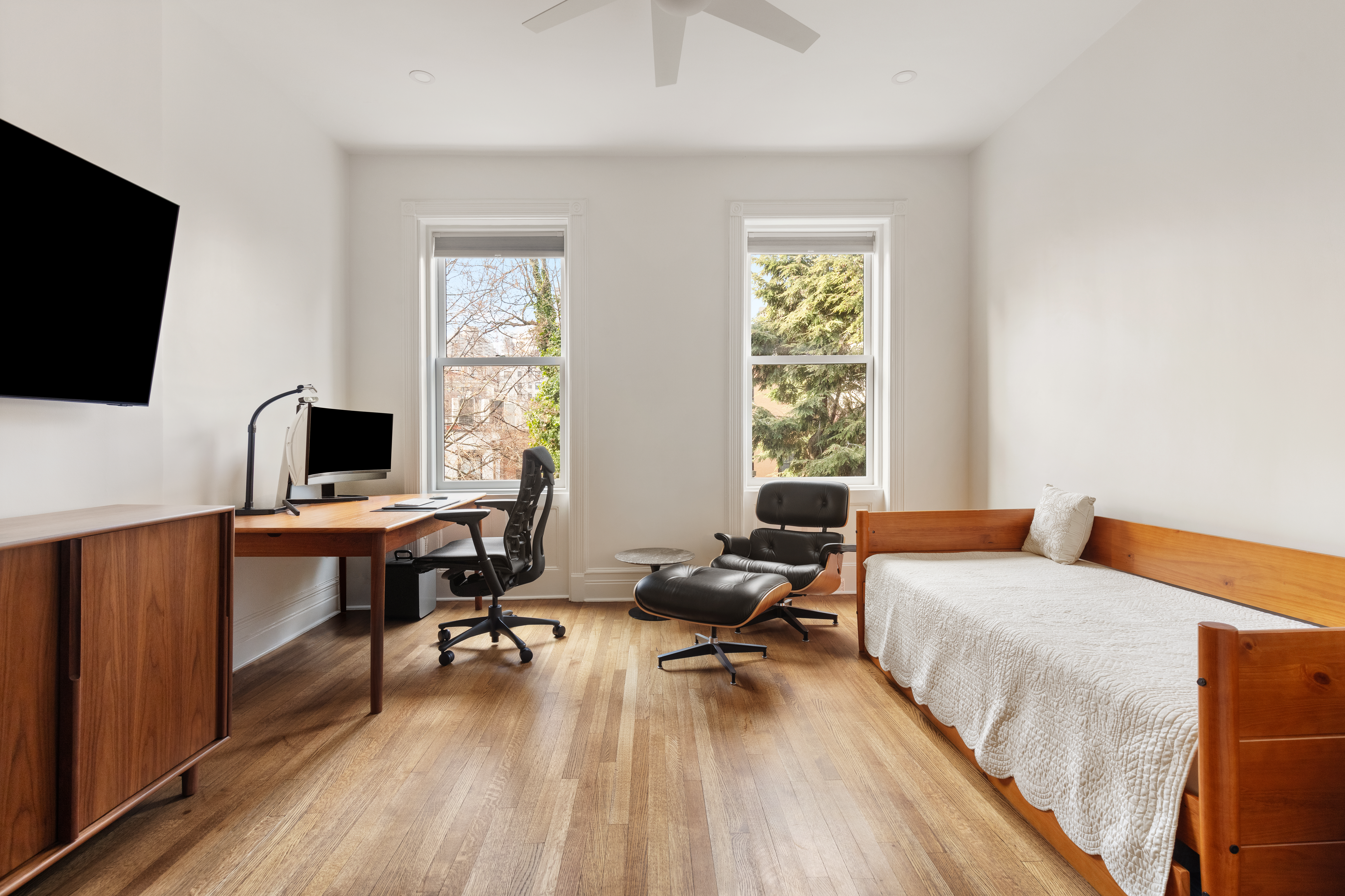128 East 92nd Street Manhattan, NY 10128 - Photo 19 of 23
