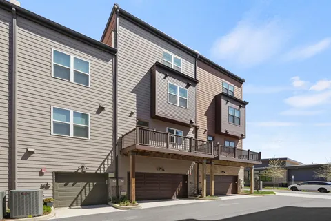 $995,000 | 3510 Bellflower Lane, Rockville, MD 20852