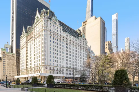 $5,500,000 | 1 Central Park South, Unit 1513 | Central Park South