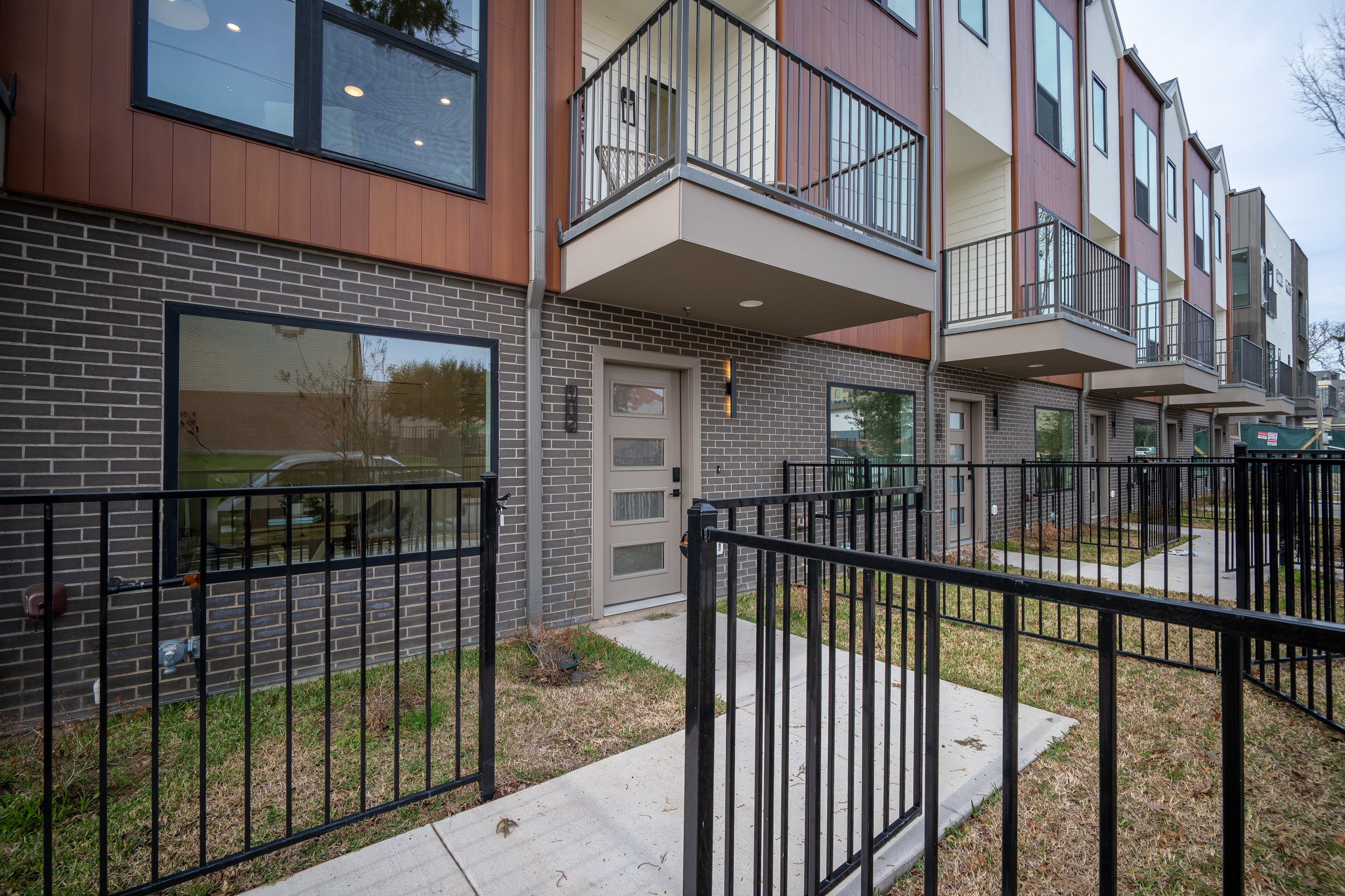 1902 North Carroll Avenue, Unit 103 Dallas, TX 75204 - Photo 2 of 48