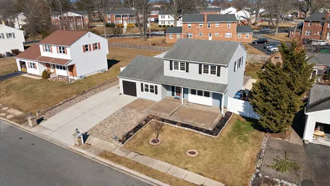 $489,900 | 2407 Larkwood Drive, Wilmington, DE 19810