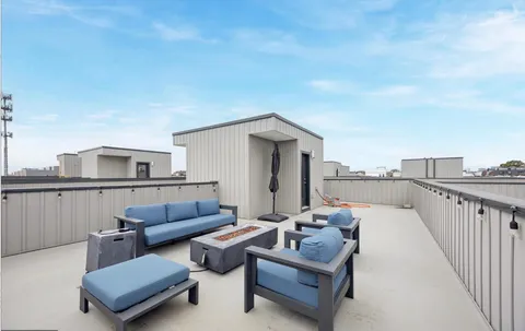 $810,000 | South Howard Street, Philadelphia, PA 19147