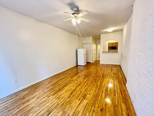 $2,700 | 1105 1st Avenue, Unit 9 | Lenox Hill