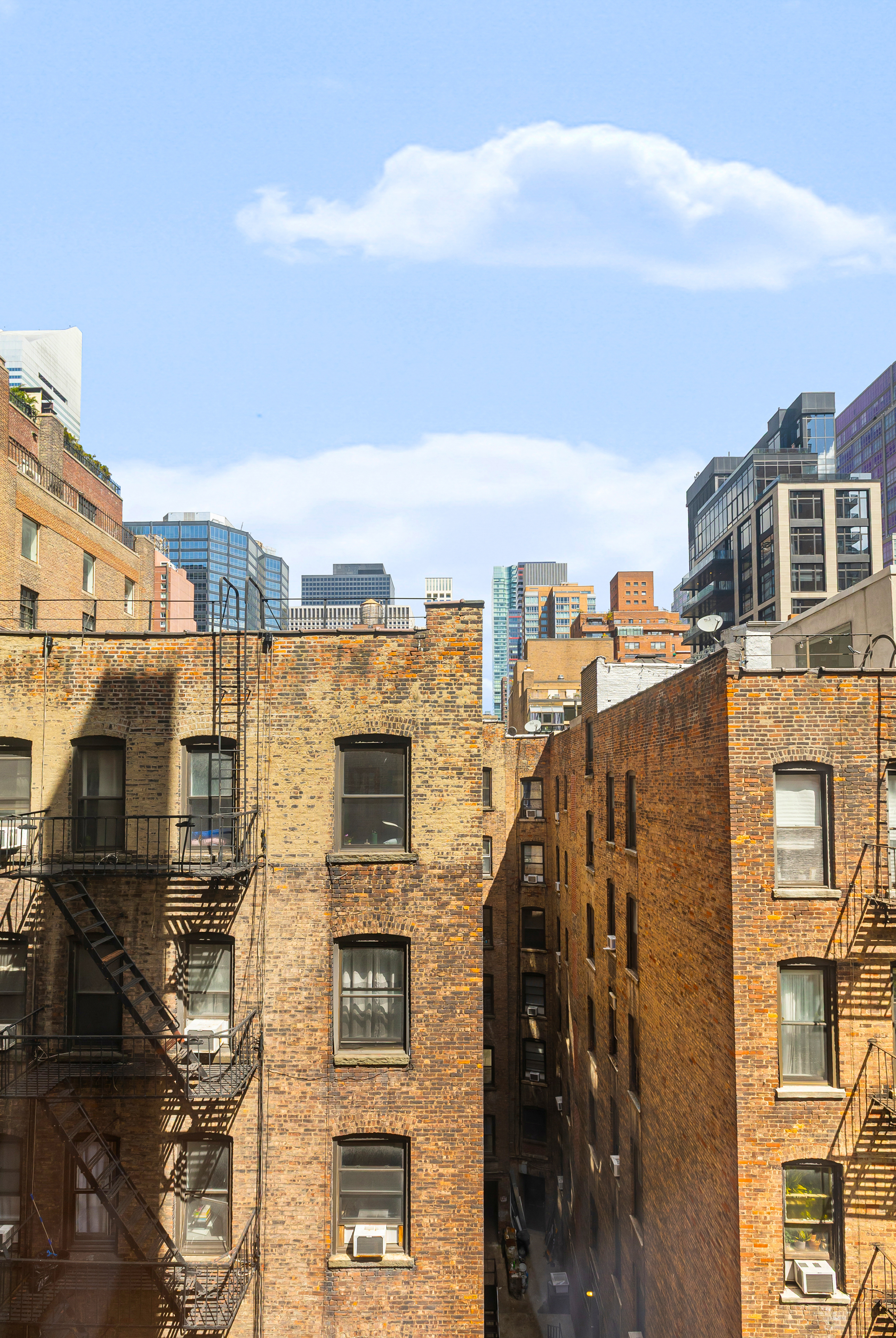 235 East 49th Street, Unit 6G Manhattan, NY 10017 - Photo 6 of 22 a view of a city with tall buildings