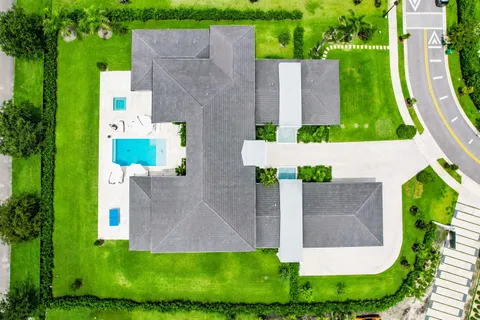 $5,985,000 | 14910 Southwest 16th Court, Davie, FL 33325
