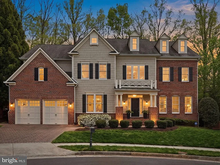 9153 Riesley Lane Vienna, VA 22182 - Photo 1 of 108