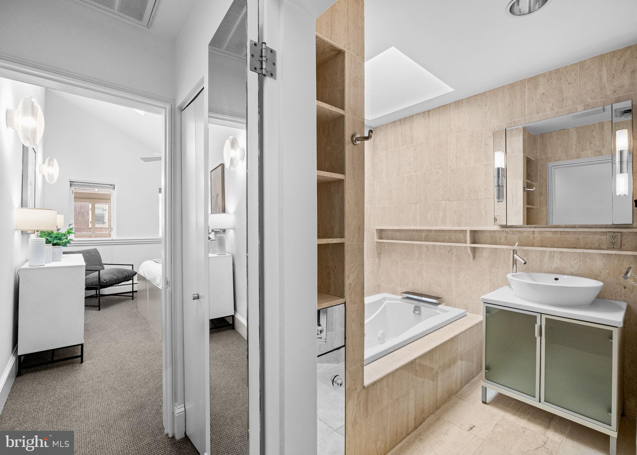 2222 Locust Street Philadelphia, PA 19103 - Photo 26 of 47