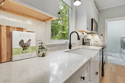 $785,000 | Twisted Maple Lane, Hillsborough, NC 27278