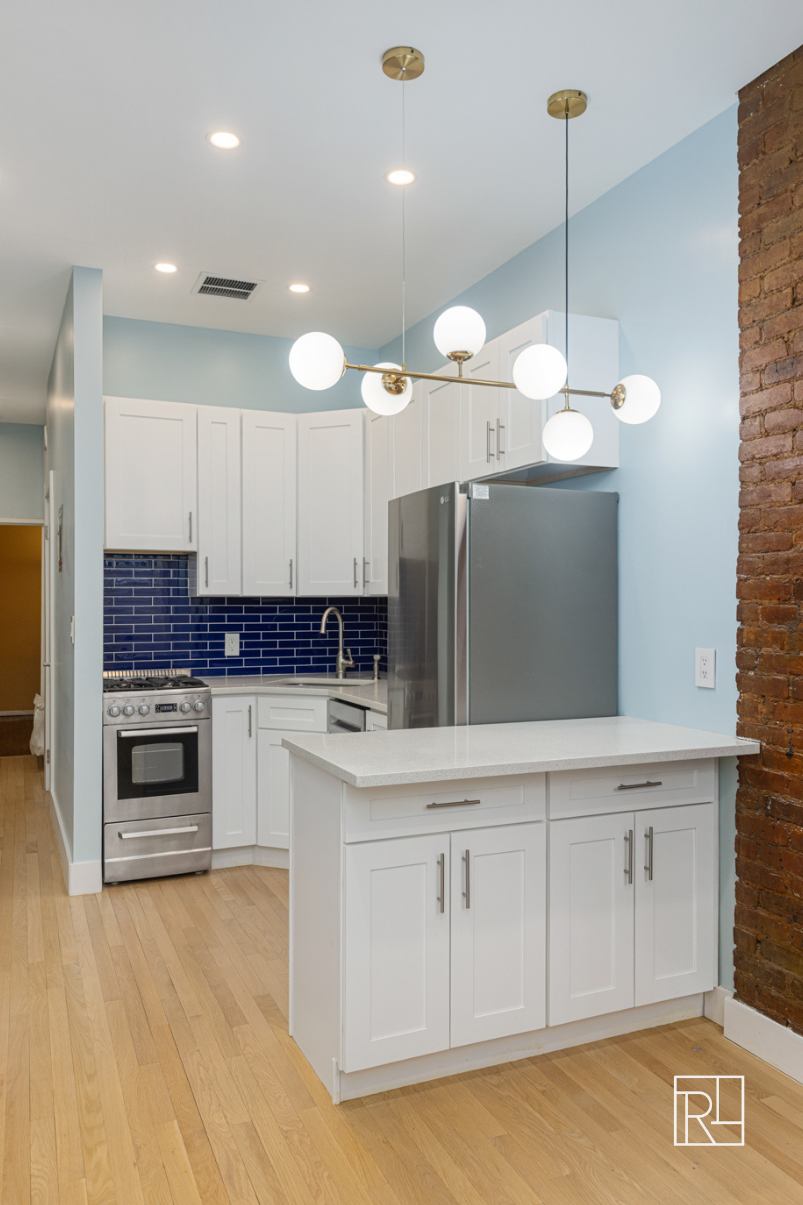 152 East 83rd Street, Unit 1D Manhattan, NY 10028 - Photo 15 of 19