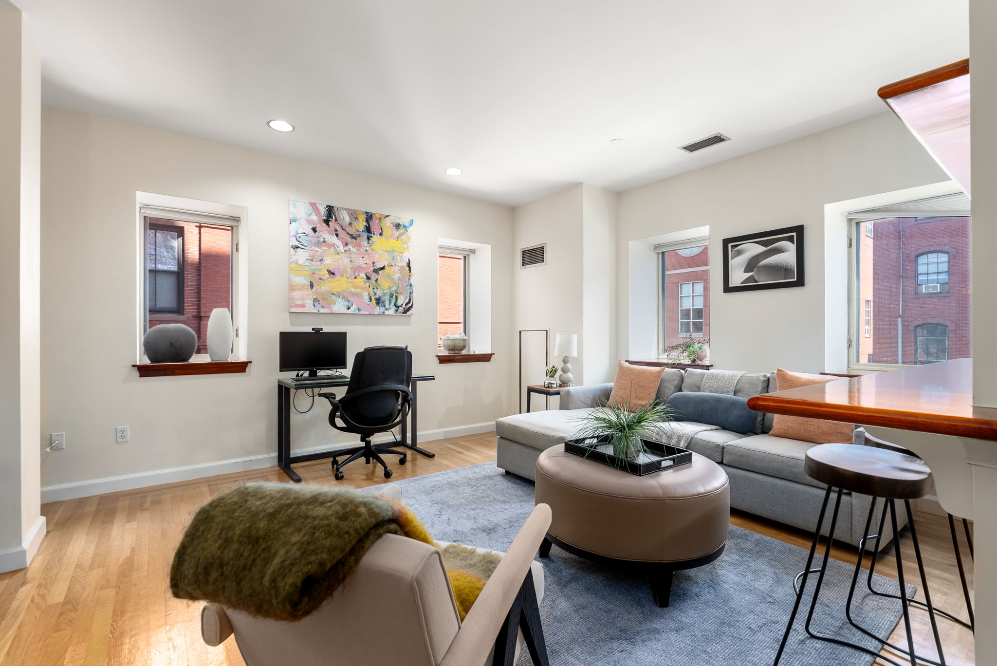 2 Clarendon Street, Unit 302 Boston, MA 02116 - Photo 3 of 22