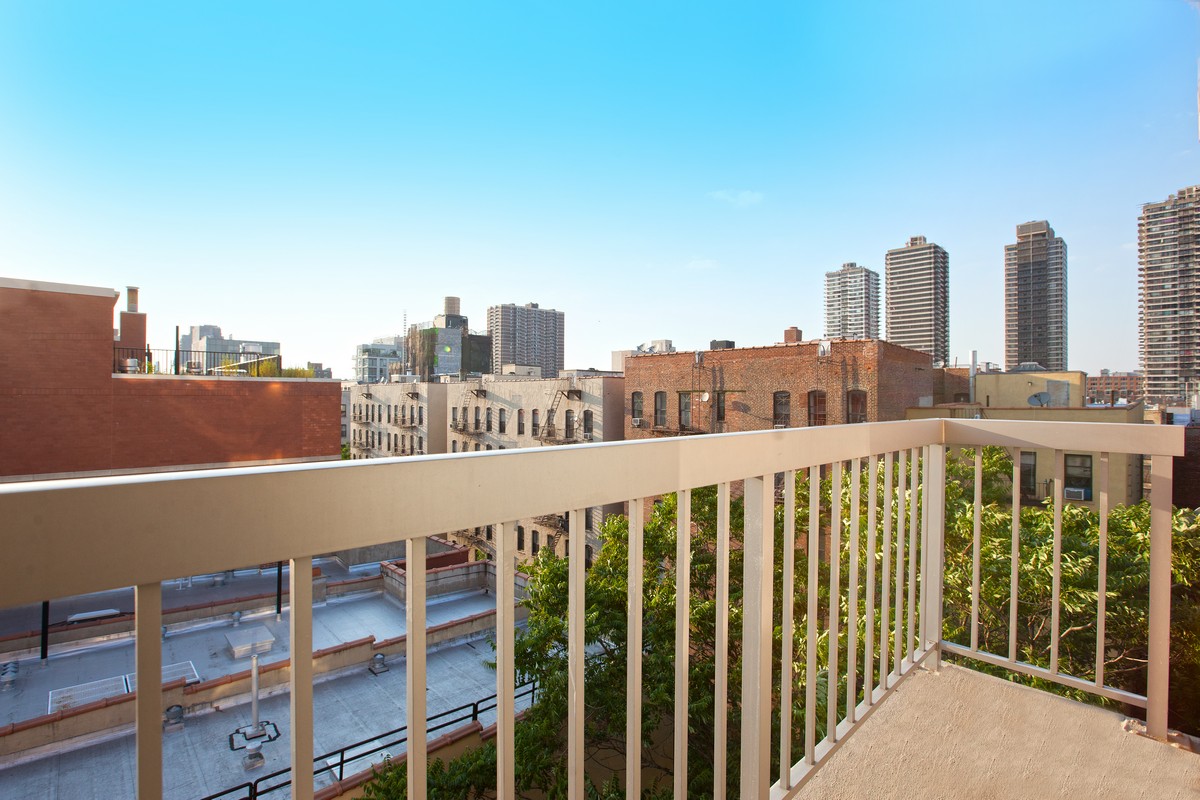 249 East 118th Street, Unit 7A Manhattan, NY 10035 - Photo 8 of 9