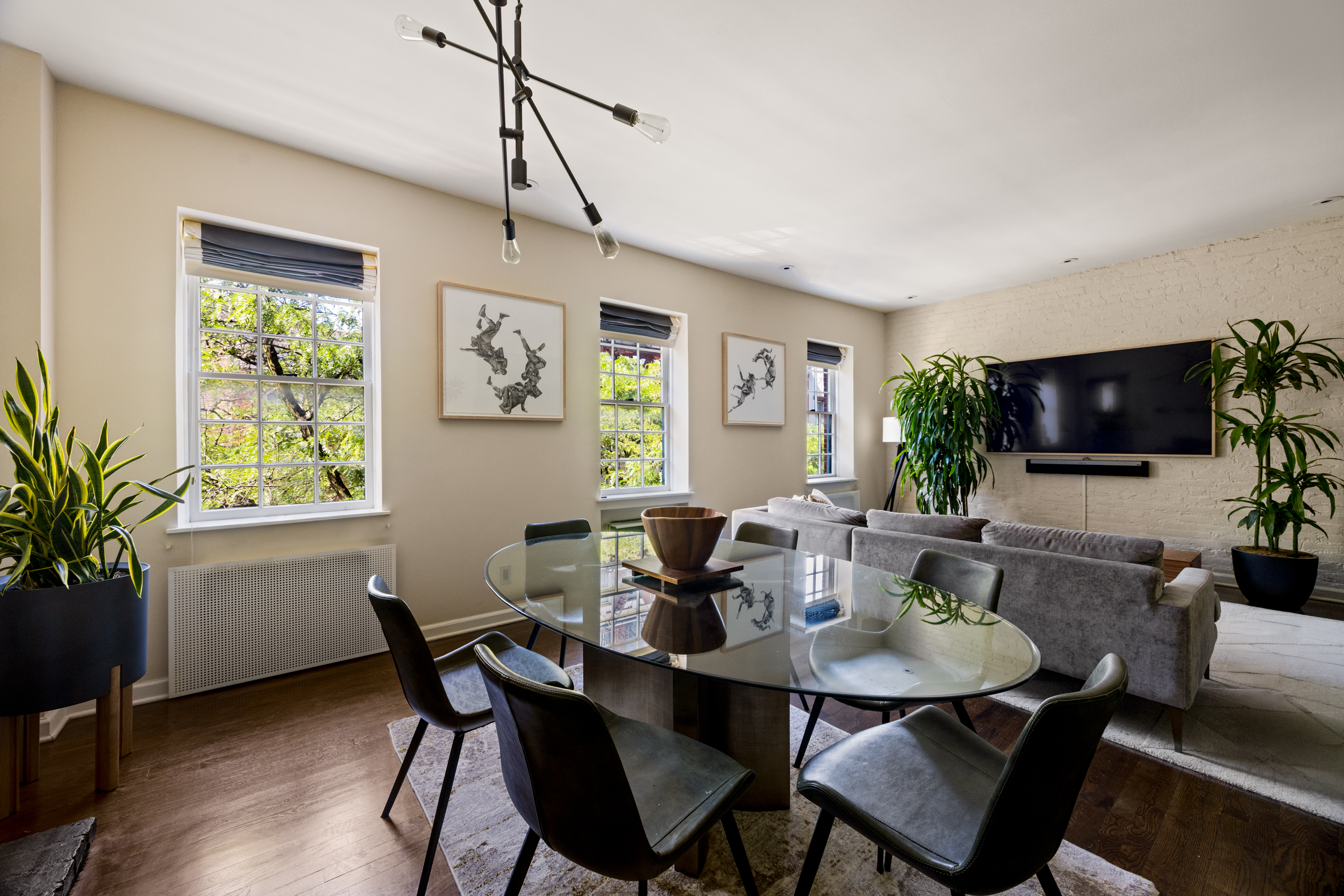 311 West 20th Street, Unit 3 Manhattan, NY 10011 - Photo 2 of 15